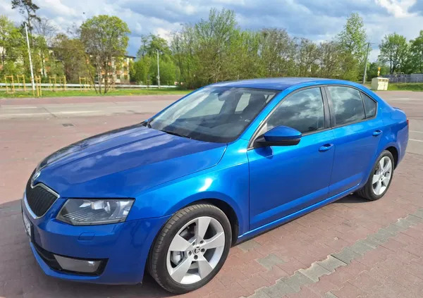 skoda warszawa Skoda Octavia cena 35500 przebieg: 271000, rok produkcji 2013 z Warszawa